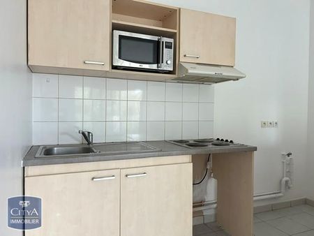 Location Appartement 4 pièces 78m² ROUBAIX 59100 - Photo 4
