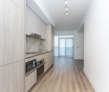 For Lease - 8 Interchange Way Unit# 5807, Vaughan, Ontario - Photo 6