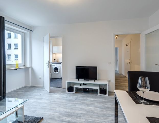 Fully furnished and equipped 2-room apartment - Photo 1