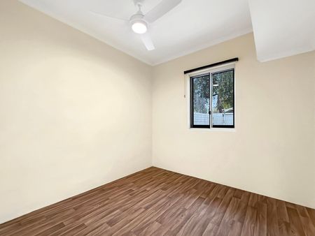 Two Bedroom, One Bathroom Unit Close To Hospital - Photo 4