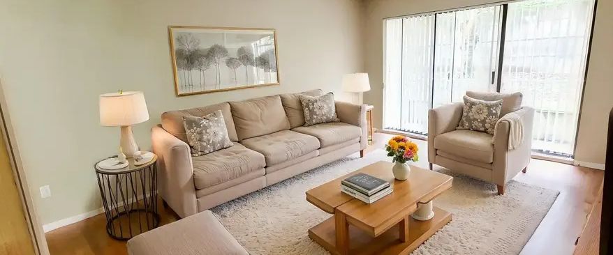 Sunshine Apartments | 33184 George Ferguson Way, Abbotsford - Photo 1