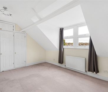 A two double bedroom duplex maisonette in this converted Victorian ... - Photo 3