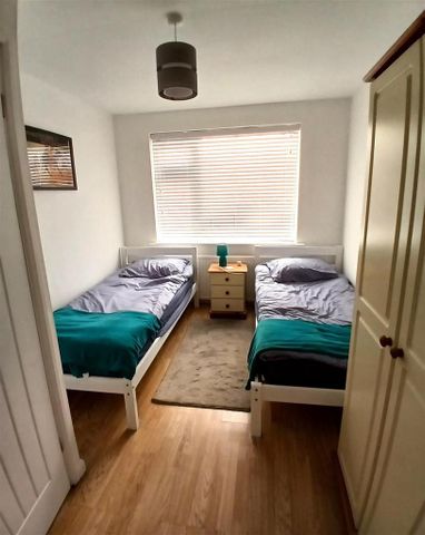 3 bedroom bungalow to rent - Photo 2