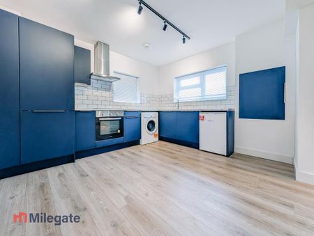 1 bedroom flat to rent - Photo 3