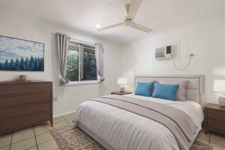 Easy Living Three Bedroom Home - Photo 5