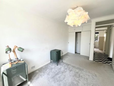 ATHELNEY COURT, GERVIS ROAD - Photo 2