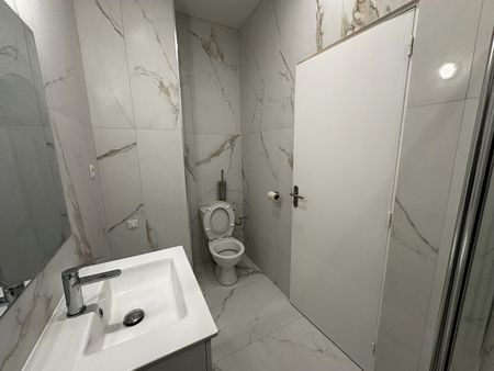 Location Appartement 1 pièce 14m² - Photo 3