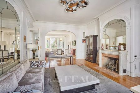 Location hôtel particulier, Neuilly-sur-Seine, 7 pièces, 470 m², ref 85703616 - Photo 5