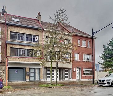 Centraal gelegen triplex app met 2 SLPK én terras! - Foto 6