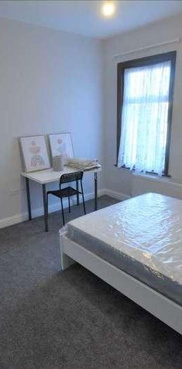 St Albans Road, Dartford, DA1 - Photo 1