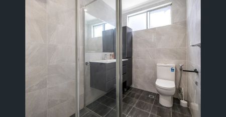 Welcoming Family Residence in a Prime Bexley Pocket - Photo 4