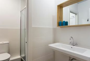 Carrer dAlí bei, Barcelona, Catalonia 08013