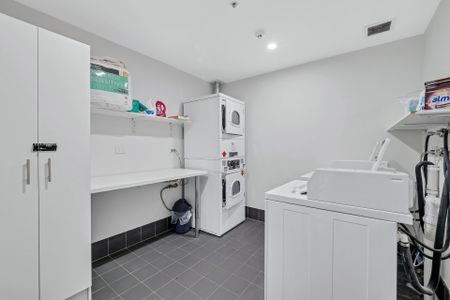 Unit 12/15 McCarthy Lane, Annandale. - Photo 5