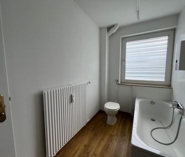 Erstbezug nach Sanierung: Sehr schöne, helle 2 Zimmer-Wohnung in idealer Lage zur THM+Innenstadt, Marburger Str. 24, Gießen - Photo 4