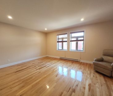 9930 Rue Paul-Comtois - Photo 1