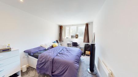 2 bedroom flat to rent - Photo 3