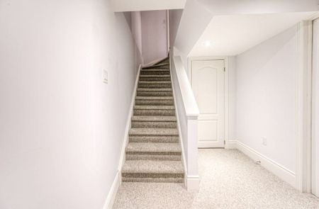 For Lease - 2096 Glenhampton Road, Oakville, Ontario - Photo 4