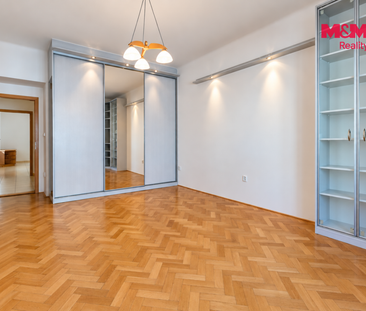 Pronájem bytu 1+1 63 m², Kubelíkova 1656, Praha Žižkov - Photo 1