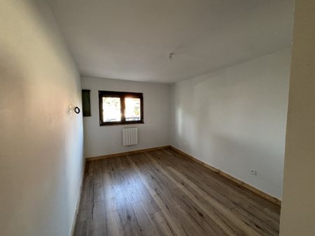 BELLE MAISON 4 CHAMBRES DE 120M² AVEC JARDIN ET TOIT TERRASSE - AMIENS SUD - Photo 5