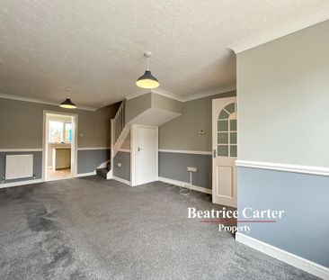 2 bedroom end of terrace house to rent - Photo 4