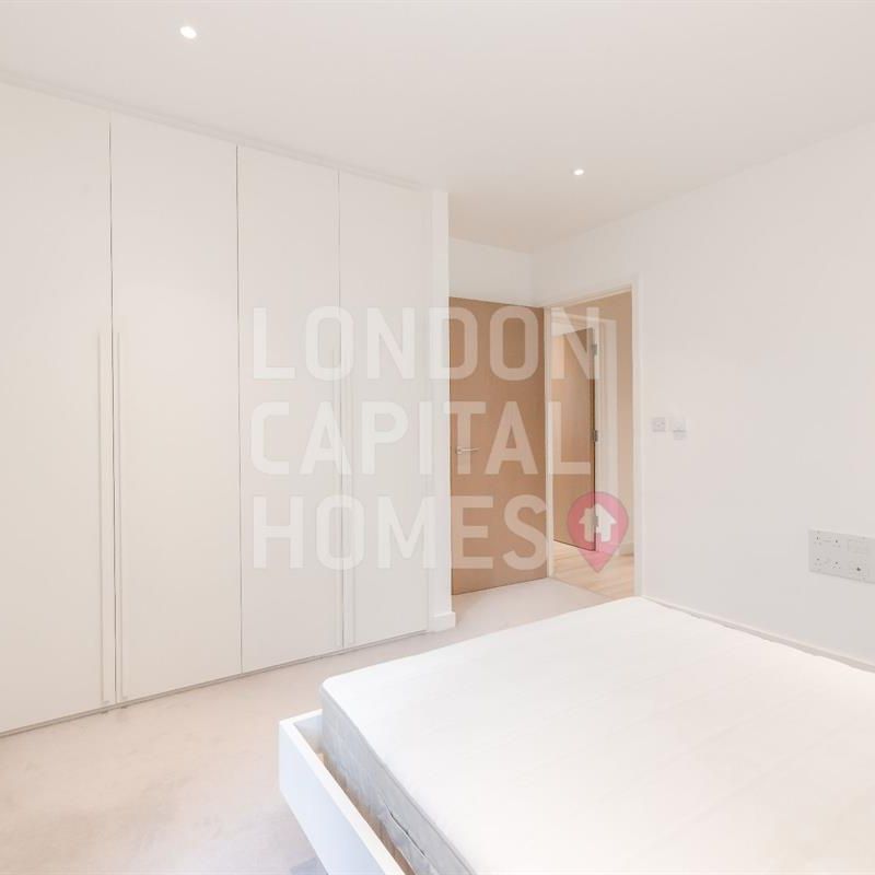 Hartwood Court, Devan Grove, LONDON, N4 - Photo 1