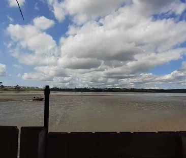 Seaview - Flatmate Rooms available - Photo 1