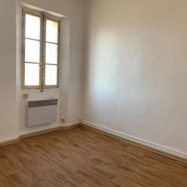 Location appartement Marseille 15ème (13015) - Photo 1