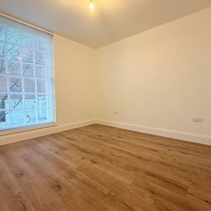 Howardsgate - Photo 2