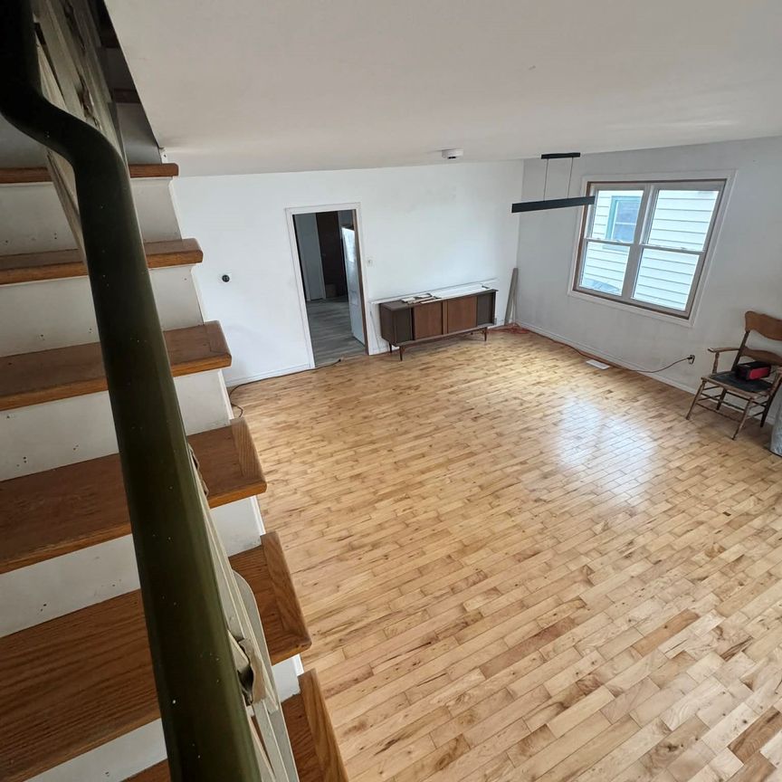 54 Hydro St - Photo 1