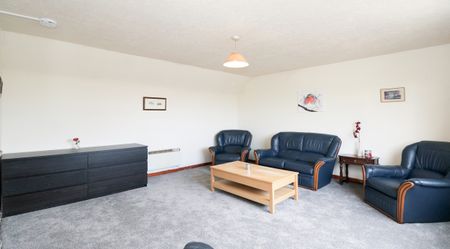 Victoria Road, Dundee - Photo 3