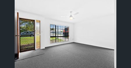 Low-Maintenance Living in a Central Capalaba Location! - Photo 4