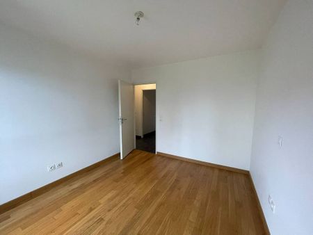 Location appartement Grenoble 38000 75.6 m² - Photo 3