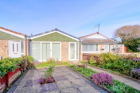 1 bedroom semi-detached bungalow to rent - Photo 5