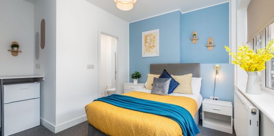 Room1 – Nuneaton - Photo 3