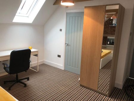 Studio to rent - Photo 2