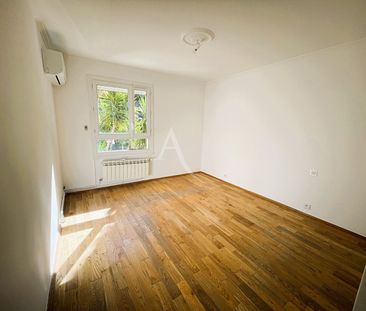 Location Appartement 4 pièces 84m² - Photo 2