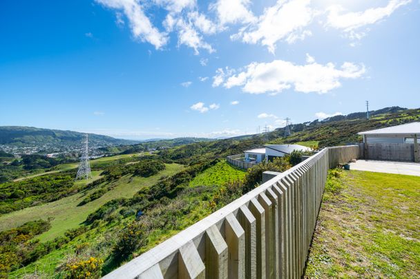 9 Antigua Way, Grenada Village - Photo 1