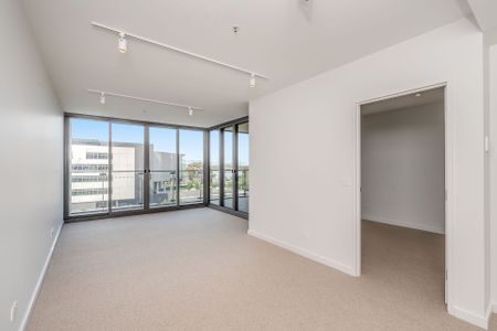 503/71 Constitution Avenue, - Photo 3