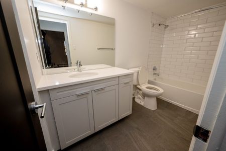 Willett Apartments - Photo 3