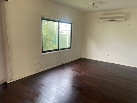 SPACIOUS 1 BEDROOM GRANNY FLAT - Photo 4