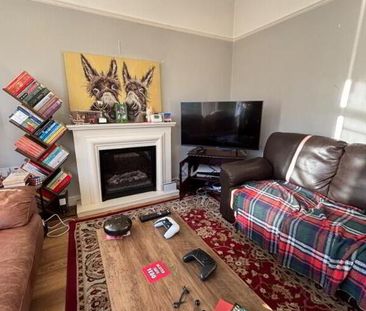 8 Cheltenham Park, Belfast, BT6 0HR - Photo 2