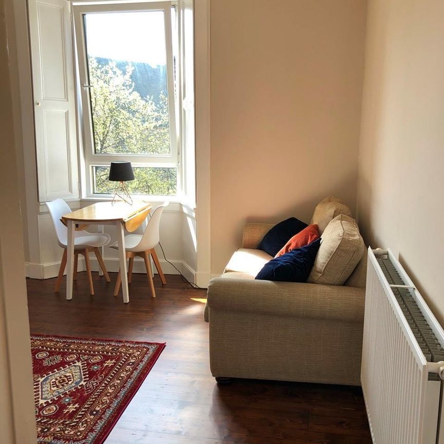 1 Bed Flat, West Montgomery Place, EH7 - Photo 1