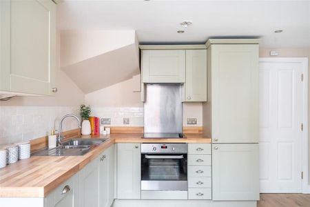 2 bedroom townhouse to rent - Photo 5