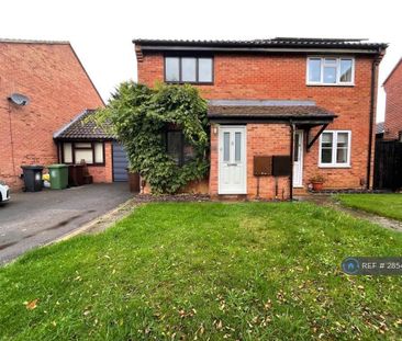 2 bedroom semi-detached house to rent - Photo 2