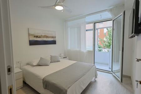 Plaça de Catalunya, El Prat de Llobregat, Catalonia 08820 - Photo 4