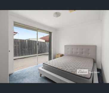 22 Rosbery Lane, Australind, WA 6233 - Photo 1