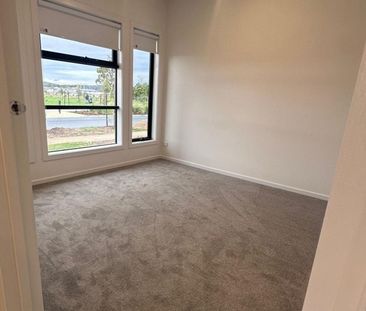 Brand New Family Home - Photo 1