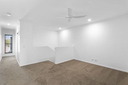 10 River Cove Circuit, Murrumba Downs QLD 4503 - House For Rent | Domain - Photo 4