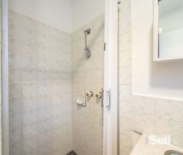 Fresh, Convenient Living in Noble Park - Photo 4