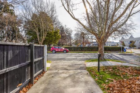 Cutie in the heart of Rangiora - Photo 4